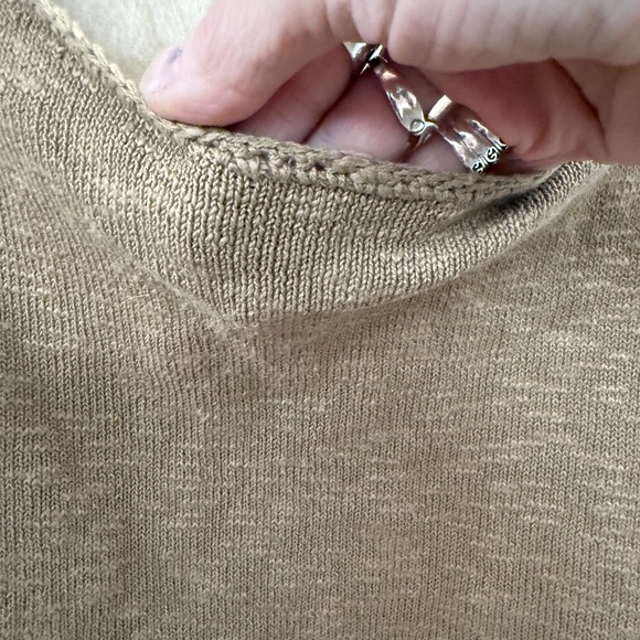 Commense Women's Sleeveless Crop Knit Top - Picture 10 of 11